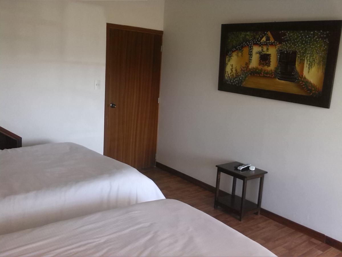 San Benito Hotel 티바소사 외부 사진
