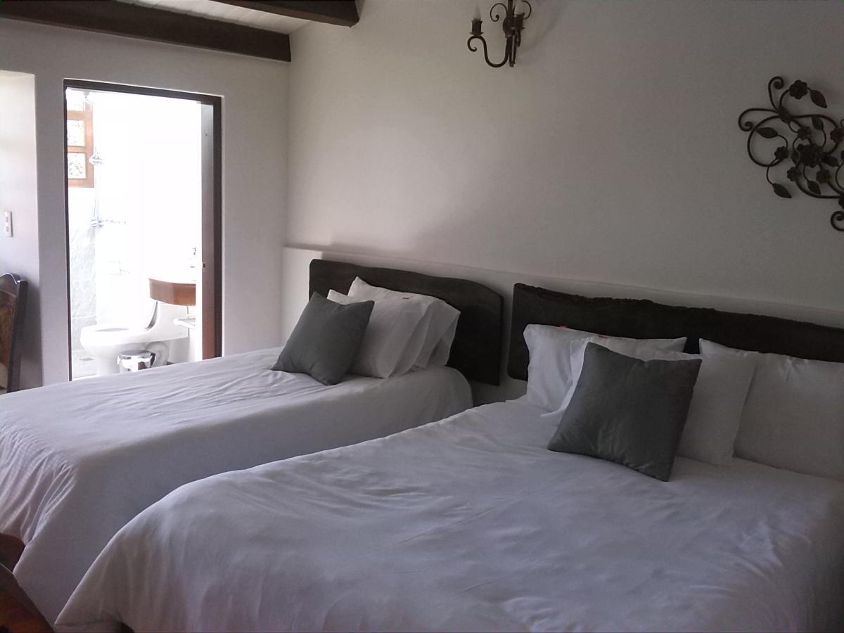 San Benito Hotel 티바소사 외부 사진